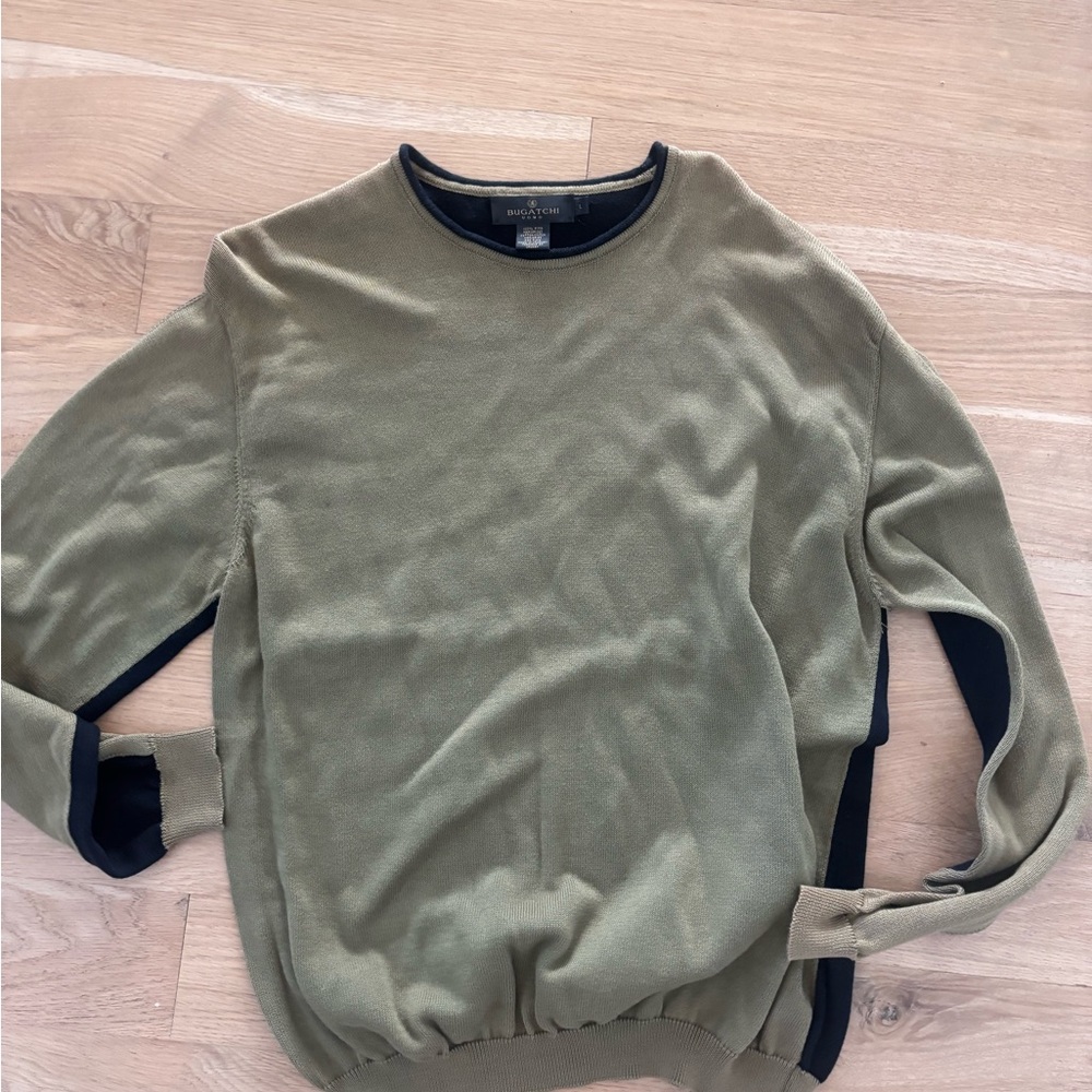 Vintage Men's Olive Green Sweater